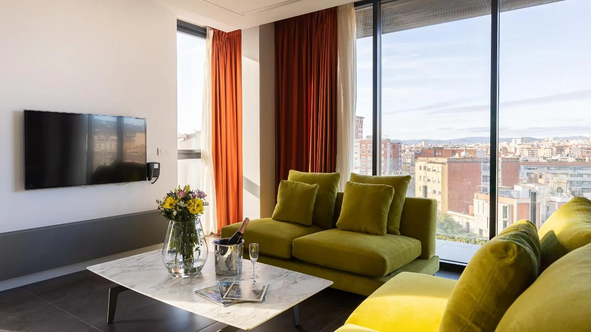 Cosmo Apartments Sants Барселона Испания