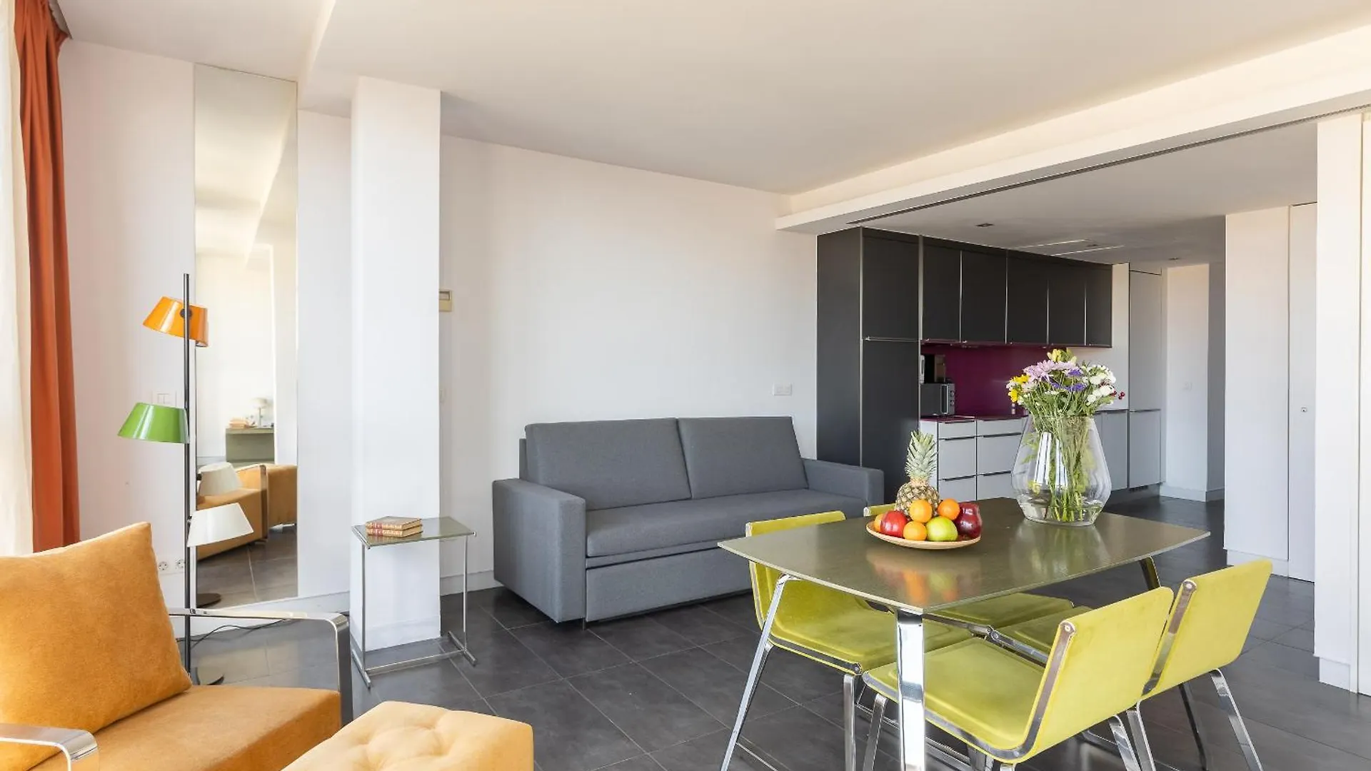 Cosmo Apartments Sants Barcelona