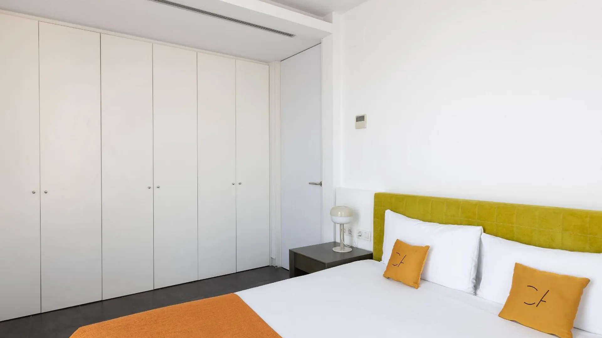 Cosmo Apartments Sants Barcelona