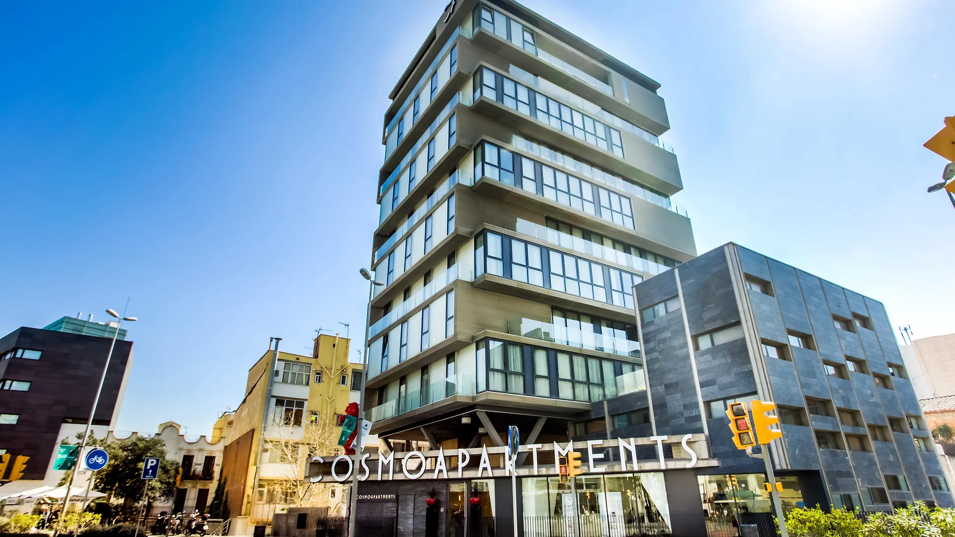 Cosmo Apartments Sants contacts