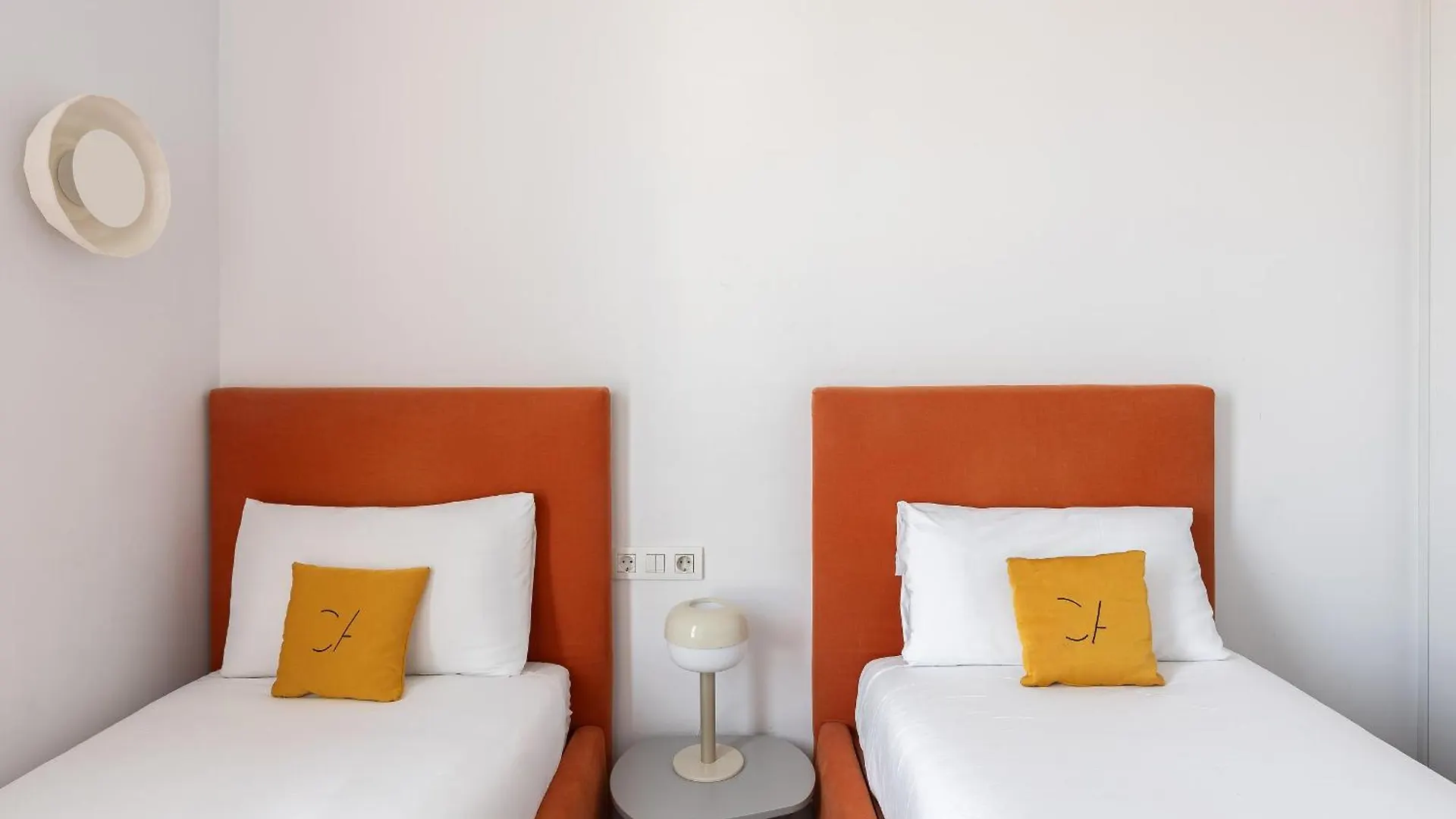 Cosmo Apartments Sants Barcelona Spain