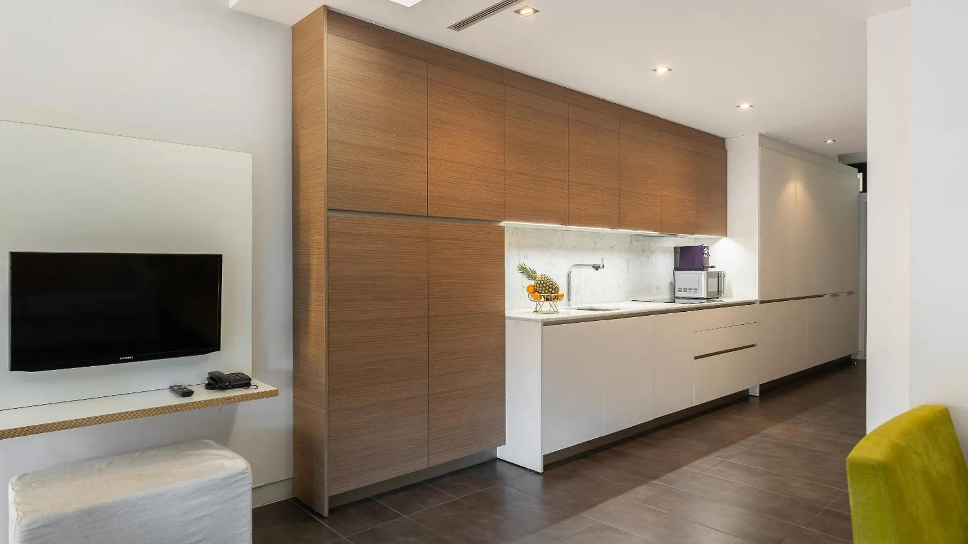 Cosmo Apartments Sants Barcelona Spain