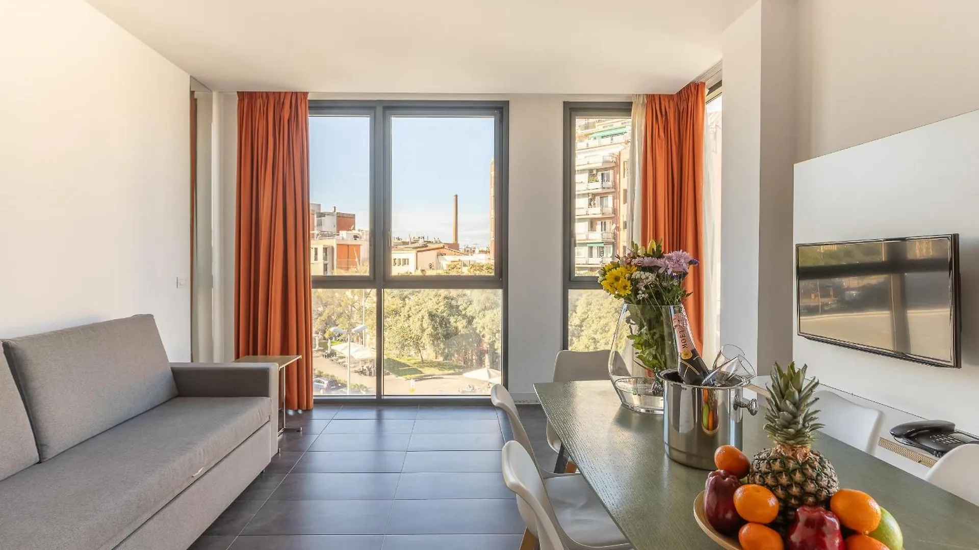 Cosmo Apartments Sants Barcellona Spagna