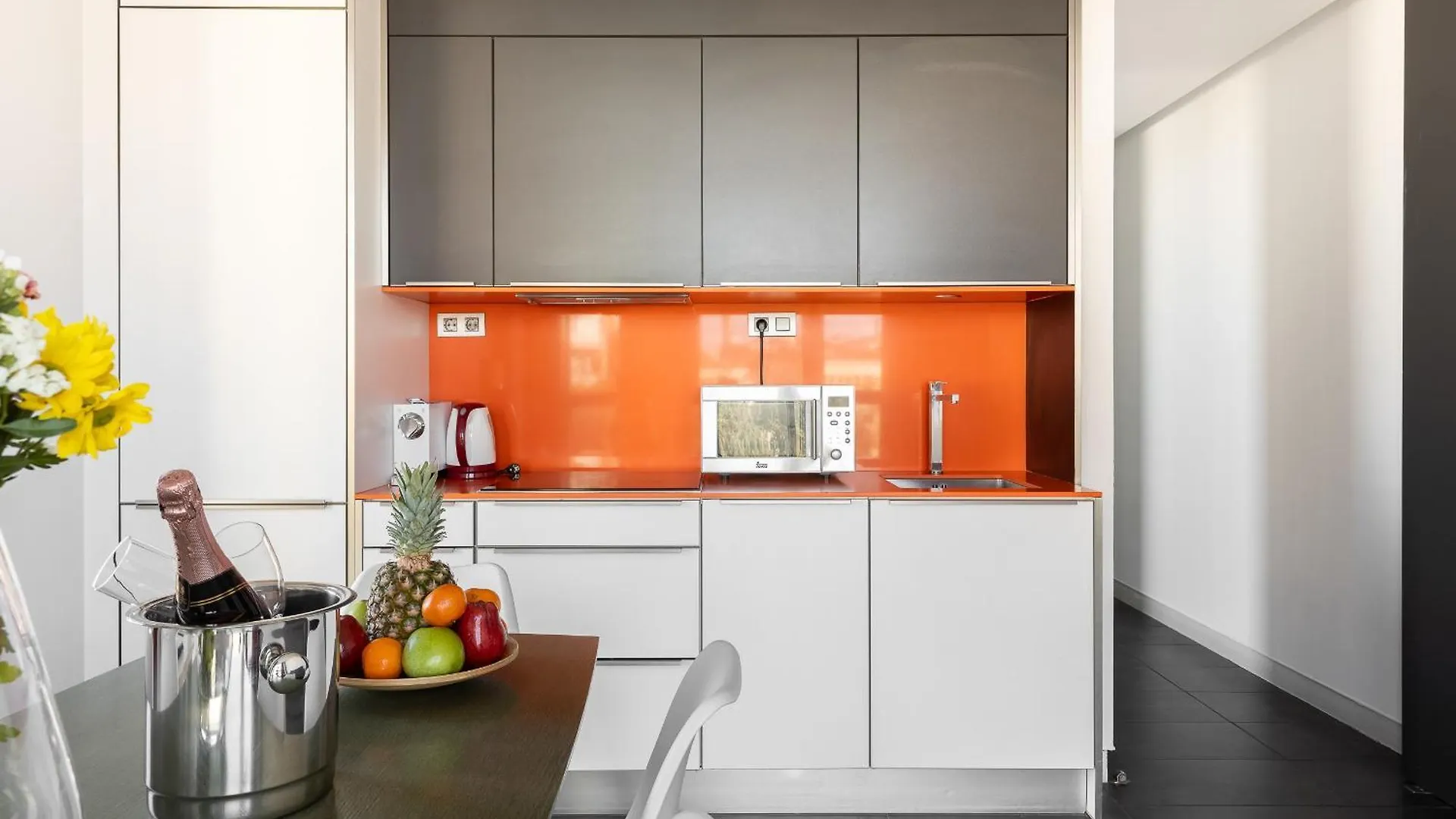 Cosmo Apartments Sants Barcellona 0*,